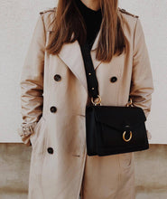 Load image into Gallery viewer, The Envelope Crossbody - Black